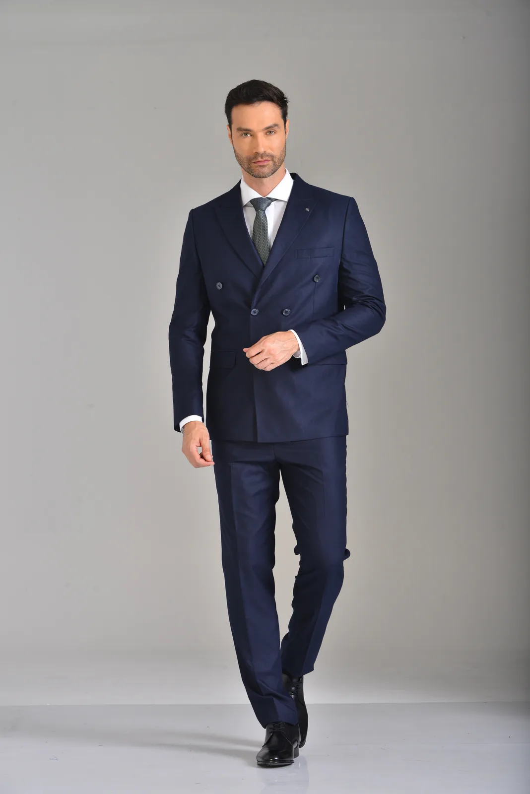 Traje Azul Cruzado — vista 3