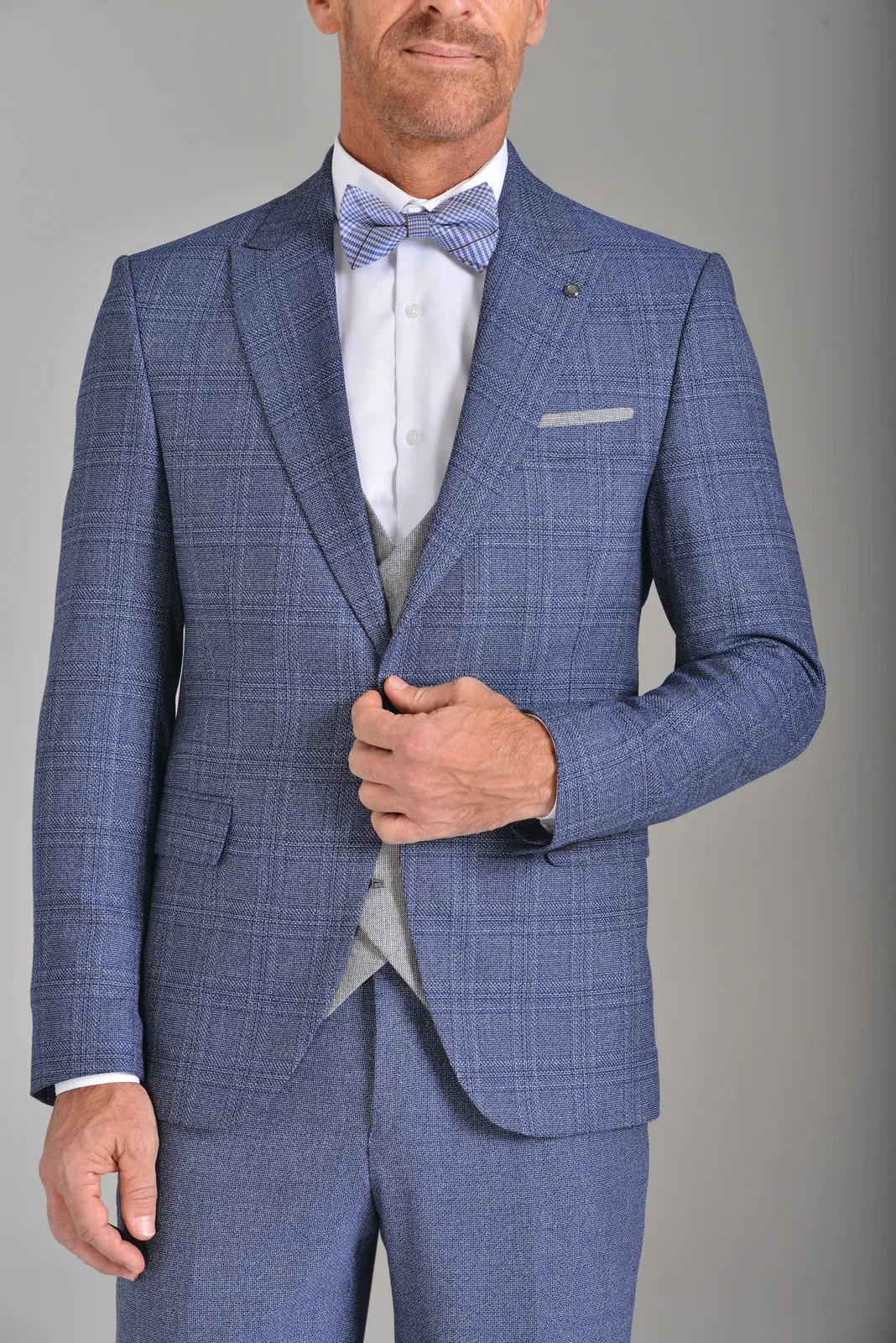 Traje Azul a Cuadros
